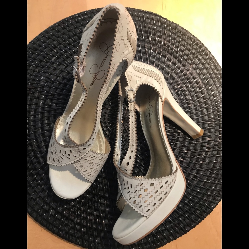 JESSICA SIMPSON SZ 8.5 LEATHER HEELS
